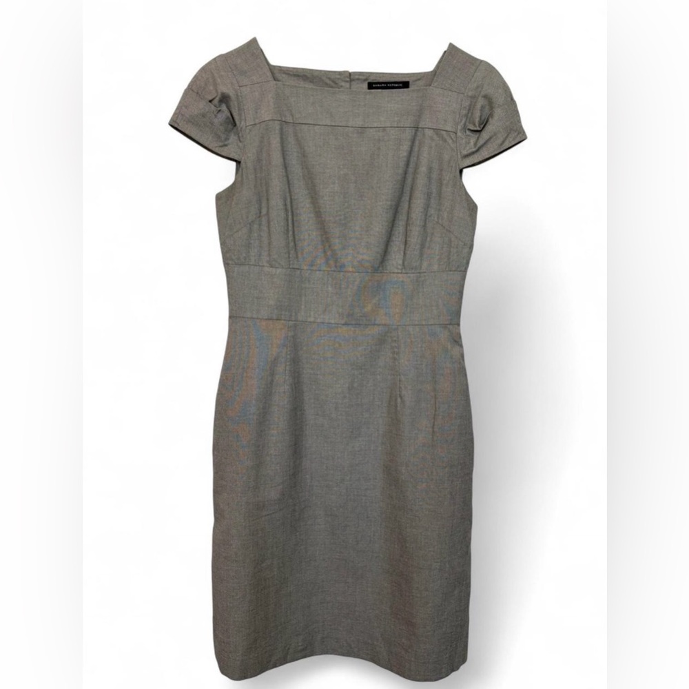 Women's Banana Republic Knee Length Gray Cap Sleeve Size 4‎ Stretch Dress